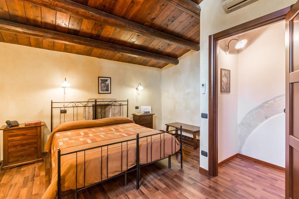 Casina Di Grotta Di Ferro Guest House Santa Croce Camerina Exterior foto
