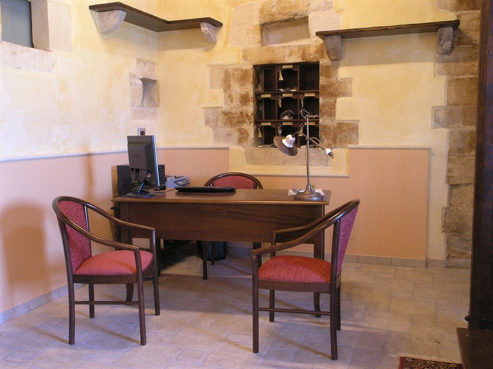 Casina Di Grotta Di Ferro Guest House Santa Croce Camerina Exterior foto